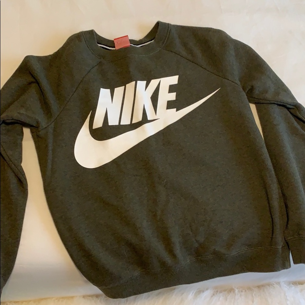 Nike Pullover